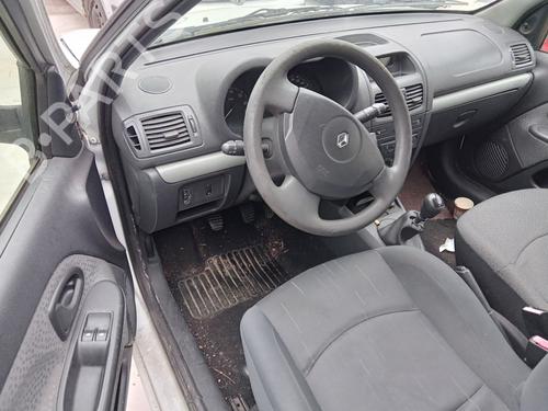 Maniglia interna posteriore destra RENAULT CLIO II (BB_, CB_) 1.2 (BB0A, BB0F, BB10, BB1K, BB28, BB2D, BB2H, CB0A,... (58 hp) 27000527