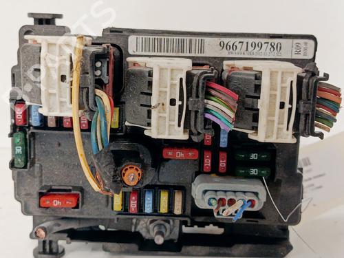 Fuse box CITROËN C3 II (SC_) 1.4 HDi 70 (SC8HZC, SC8HR0, SC8HP4) | BP35940500E1 - Image 3
