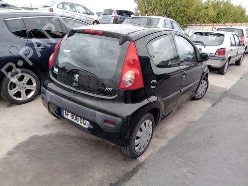 Used Third brake light PEUGEOT 107 (PM_, PN_) 1.4 HDi (54 hp) 27631308