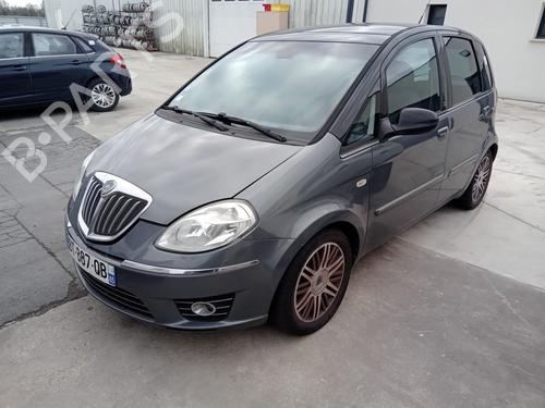 Used Wheel arch LANCIA MUSA (350_) 1.6 D Multijet (350.AXH1A) (120 hp) 31147029