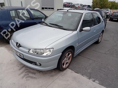 Used Left front fog light PEUGEOT 306 Hatchback (7A, 7C, N3, N5) 2.0 HDI 90 (90 hp) 27609550