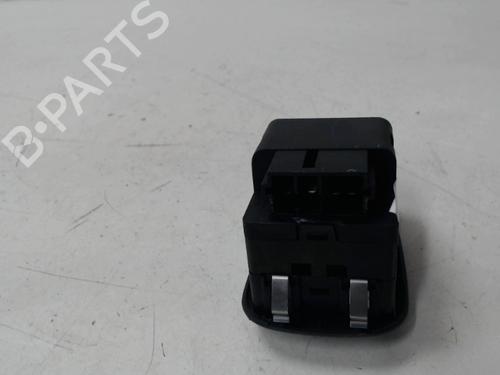 Used Left front window switch Left front window switch PEUGEOT 306 (7B, N3, N5) 1.9 SRDT (90 hp) 32743122 32743122