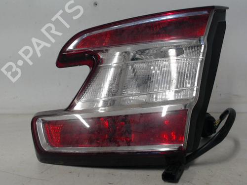 Used Right tailgate light Right tailgate light RENAULT MEGANE III Grandtour (KZ0/1) 1.5 dCi (KZ09, KZ0D, KZ1G, KZ29, KZ14, KZ1W, KZ10, KZ1F,... (110 hp) 27014372 27014372