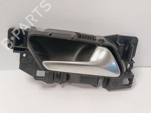 Used Front right interior door handle Front right interior door handle PEUGEOT 5008 II (MC_, MJ_, MR_, M4_) 1.2 THP (MRHNYH, MRHNYW, MRHNSJ, MRHNSU, MRHNSM) (131 hp) 40151398 40151398