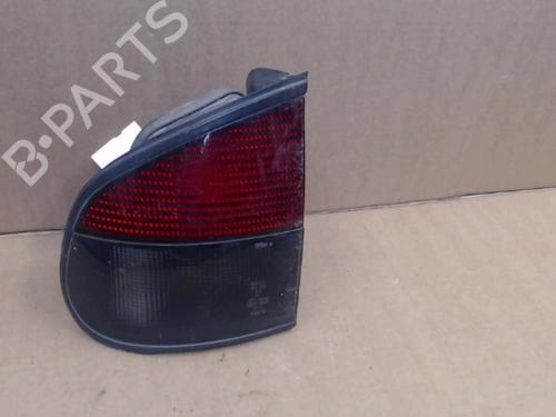 Used Left taillight RENAULT SAFRANE II (B54_) 2.2 dT (B54G) (113 hp) 27022802