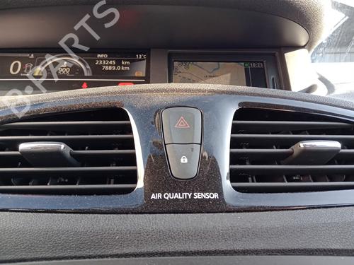 Bouton de warning RENAULT SCÉNIC III (JZ0/1_) 1.5 dCi (JZ02, JZ0R) (95 hp) 29725552