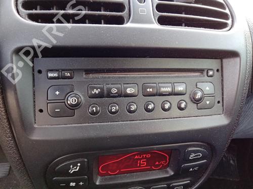 Used Radio Radio PEUGEOT 206 Hatchback (2A/C) 2.0 HDI 90 (90 hp) 33546023 33546023