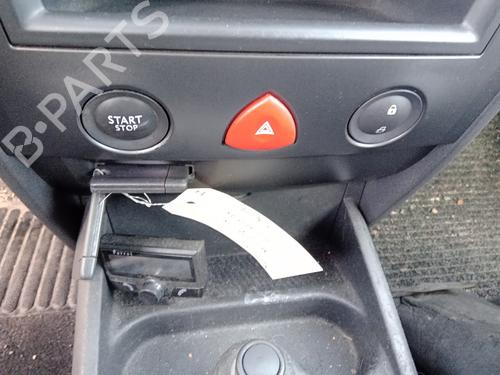 Used Warning switch RENAULT MEGANE II (BM0/1_, CM0/1_) 1.9 dCi (131 hp) 27021434