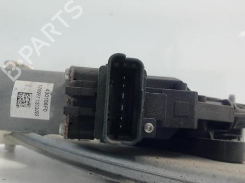 rear-left-window-mechanism-renault-megane-iv-hatchback-b9amn_-2015-27026017 main image