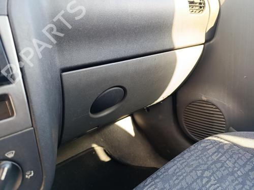 Used Glove box Glove box OPEL CORSA C (X01) 1.2 (F08, F68) (75 hp) 40122485 40122485
