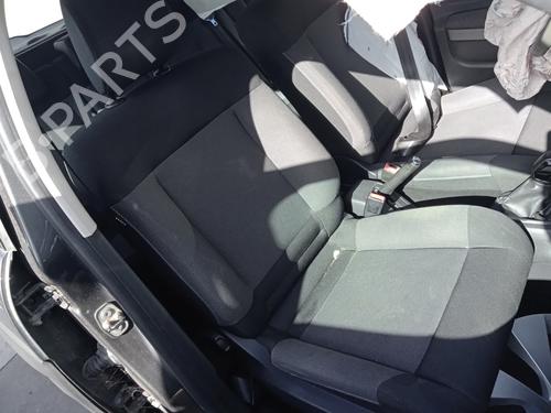 Used Right front seat CITROËN C4 CACTUS 1.2 VTi 82 (82 hp) 28440625