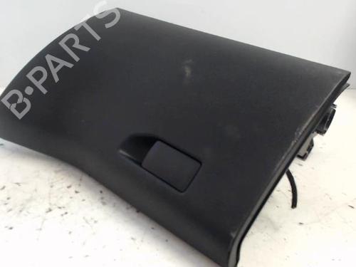 Used Glove box PEUGEOT 308 II (LB_, LP_, LW_, LH_, L3_) 1.2 THP 110 (110 hp) 27003683