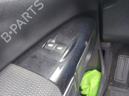 Used Left front window switch CITROËN C4 CACTUS 1.2 VTi 82 (82 hp) 28440605