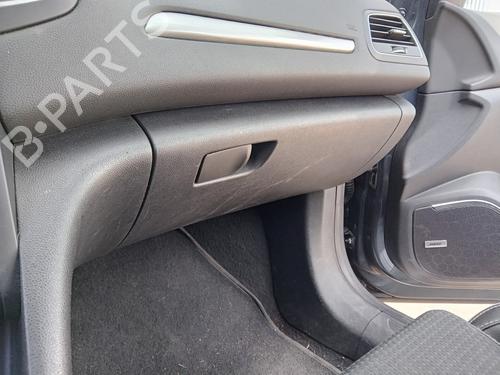 Used Glove box RENAULT MEGANE IV Hatchback (B9A/M/N_) 1.5 dCi 110 (B9A3) (110 hp) 27017041