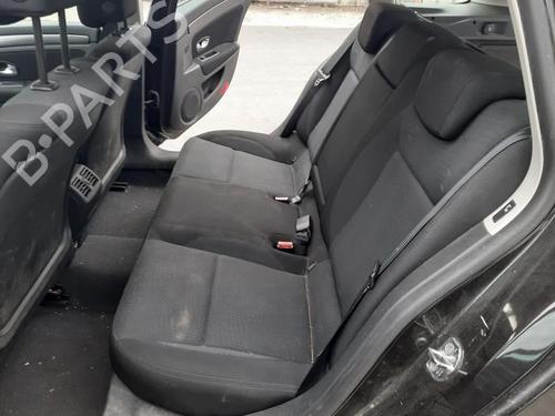 Used Rear seat RENAULT LAGUNA III Grandtour (KT0/1) 1.5 dCi (KT0A, KT0R, KT02) (110 hp) 27019321