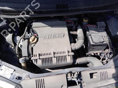 Used Alternator FIAT IDEA (350_) 1.4 16V (95 hp) 27003707