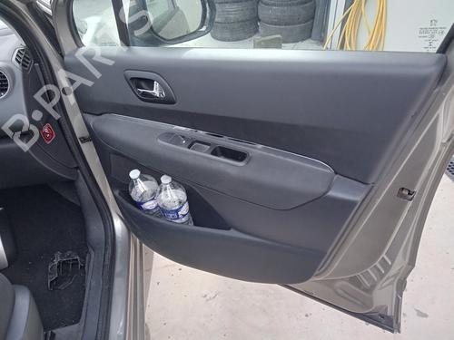 Højre fortil invendig håndtag PEUGEOT 3008 I MPV (0U_) 1.6 BlueHDi 120 (120 hp) 32854569