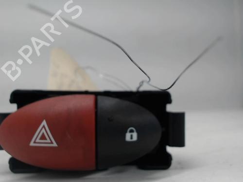 Used Warning switch RENAULT TWINGO II (CN0_) 1.2 16V (CN04, CN0B) (75 hp) 26999381