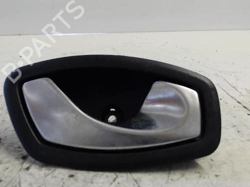 front-right-interior-door-handle-renault-megane-iii-hatchback-bz01_-b3_-2008-26991165 main image