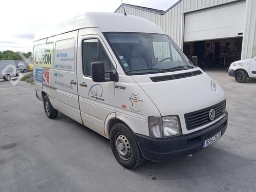 Blinklys foran høyre Blinklys foran høyre VW LT 28-46 II Van (2DA, 2DD, 2DH) 2.5 TDI (109 hp) 33959341 33959341