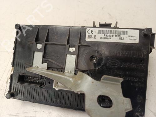 Used Fuse box Fuse box RENAULT CLIO II (BB_, CB_) [1998-2016] 33805894 33805894