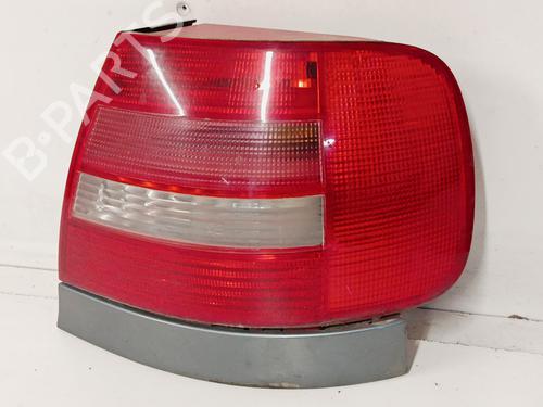 Used Right taillight Right taillight AUDI A4 B5 (8D2) 1.9 TDI (116 hp) 33937380 33937380