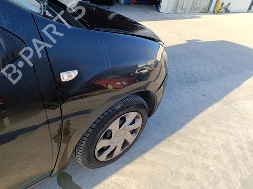 right-front-fenders-dacia-sandero-ii-2012-40497823 main image