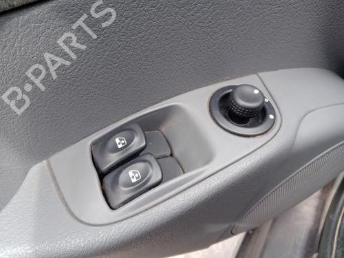 Used Mirror switch RENAULT MEGANE I (BA0/1_) 1.6 16V (BA04, BA0B, BA11, BA1J, BA16, BA19, BA1K, BA1V,... (107 hp) 26989207
