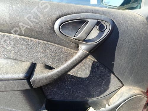 Used Front left interior door handle Front left interior door handle CITROËN XSARA (N1) 1.4 i (75 hp) 40507570 40507570