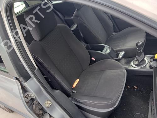 Used Right front seat RENAULT MEGANE II (BM0/1_, CM0/1_) 1.5 dCi (BM1E, CM1E) (106 hp) 27524338