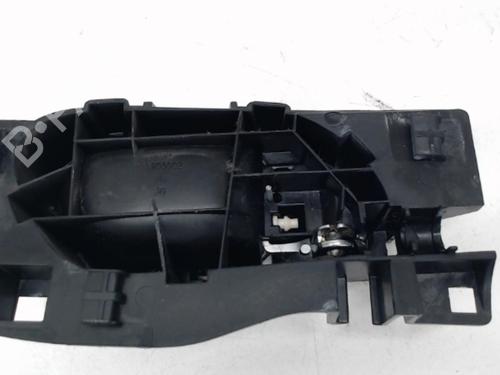 Türgriff vorne links innen für PEUGEOT 5008 (0U_, 0E_) 1.6 HDi (112 hp) 27019987
