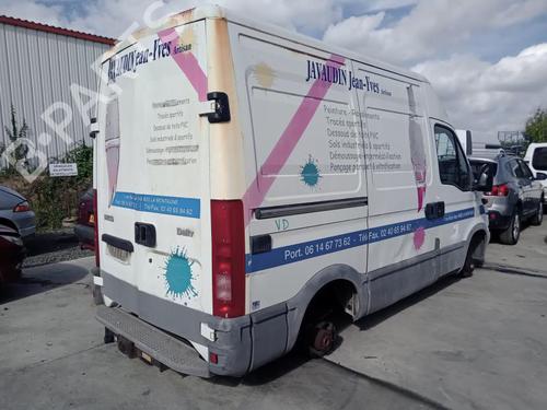 Højre bremsekaliber foran IVECO DAILY III Van 35 S 9 V | BP27025982M104 