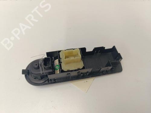 Used Left front window switch Left front window switch RENAULT CLIO IV (BH_) 1.5 dCi 75 (75 hp) 40017310 40017310
