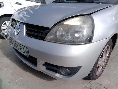 Faro sinistro RENAULT CLIO II (BB_, CB_) 1.5 dCi (B/C2J) (68 hp) 29140680