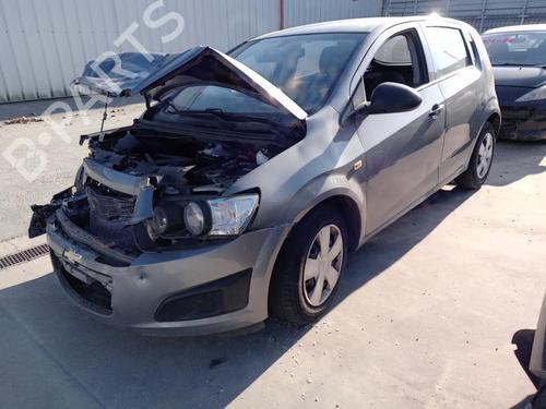 Used Front wiper motor CHEVROLET AVEO Hatchback (T300) 1.3 D (75 hp) 27016125