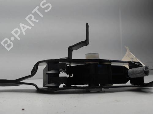Used Clutch pedal RENAULT TWINGO II (CN0_) 1.2 16V (CN04, CN0B) (75 hp) 26988266