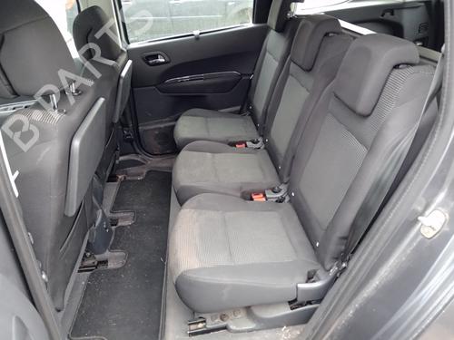 Used Seat buckle PEUGEOT 5008 (0U_, 0E_) 1.6 HDi (112 hp) 28195363