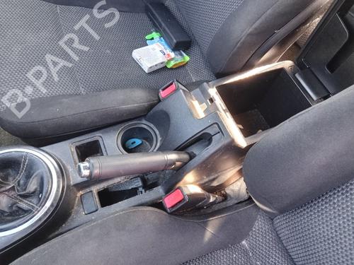 Used Seat buckle HYUNDAI COUPE II (GK) 1.6 16V (105 hp) 29140553