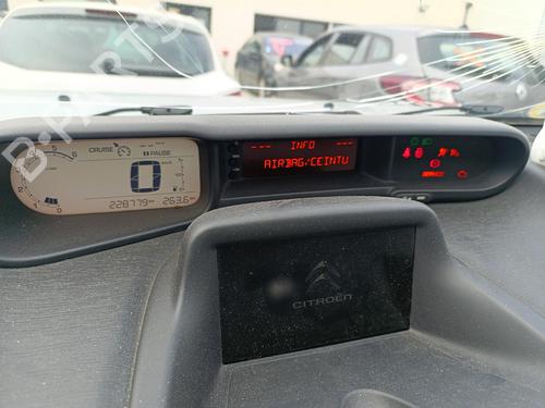 instrument-cluster-citroen-c3-picasso-sh_-2008-38788889 main image