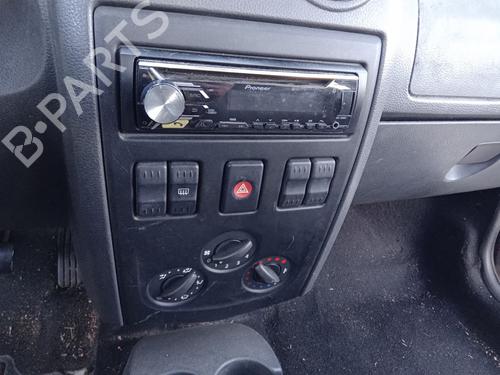 Pulsante luci di emergenza DACIA LOGAN (LS_) 1.4 (LS0A, LS0C, LS0E, LS0G) (75 hp) 29514282