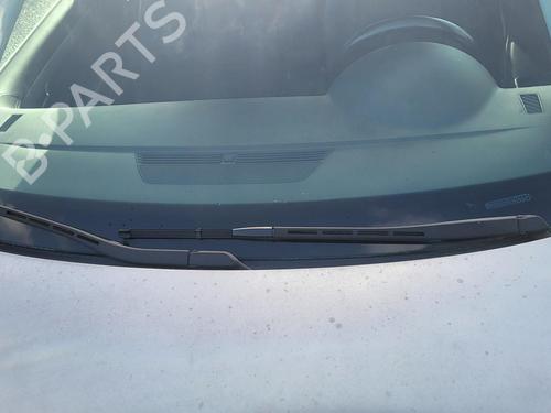 Used Front windshield wiper arm AUDI A4 B7 Avant (8ED) 2.0 TDI (140 hp) 26990687