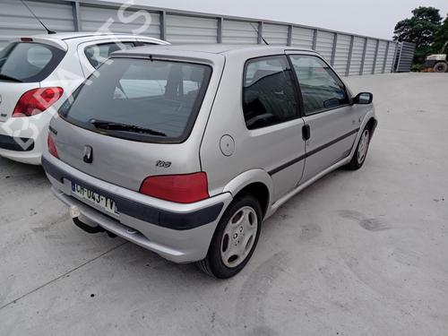 Used Right taillight PEUGEOT 106 II (1A_, 1C_) 1.4 i (75 hp) 27018742