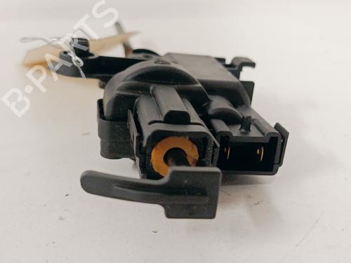 Brændstofdæksel aktuator Brændstofdæksel aktuator RENAULT CLIO III (BR0/1, CR0/1) 1.5 dCi (C/BR0G, C/BR1G) (68 hp) 35919054 35919054