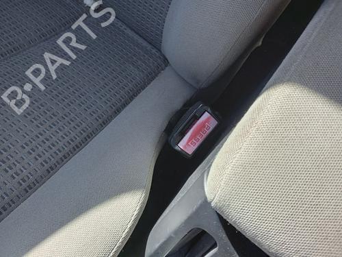 Engache cinturón Engache cinturón RENAULT MEGANE II Estate (KM0/1_) 1.5 dCi (KM16, KM1E) (106 hp) 33546209 33546209