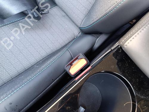 Used Seat buckle Seat buckle 39469102 39469102
