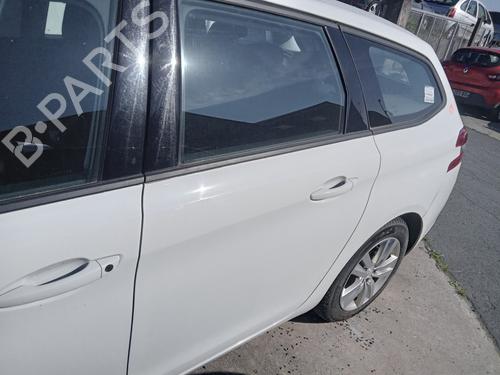 Used Rear left exterior door handle PEUGEOT 308 SW II (LC_, LJ_, LR_, LX_, L4_) 1.5 BlueHDi 100 (102 hp) 26984934