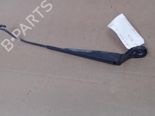 Used Front windshield wiper arm RENAULT MEGANE I (BA0/1_) 1.9 dTi (BA08, BA0N) (98 hp) 27005139