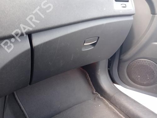 Used Glove box RENAULT LAGUNA III Grandtour (KT0/1) 2.0 dCi (KT01, KT08, KT09, KT0K, KT12, KT1D, KT1W) (150 hp) 28609463