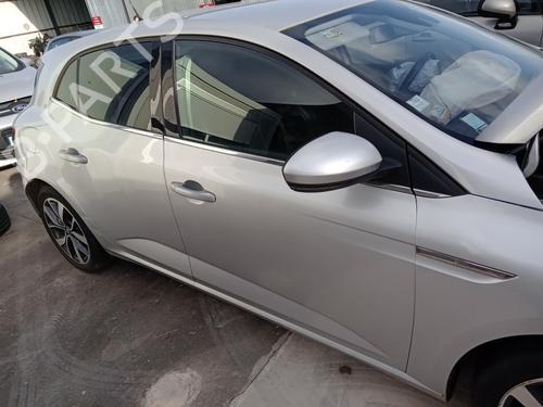 hjre-fortil-udvendigt-handtag-renault-megane-iv-hatchback-b9amn_-2015-32736168 main image