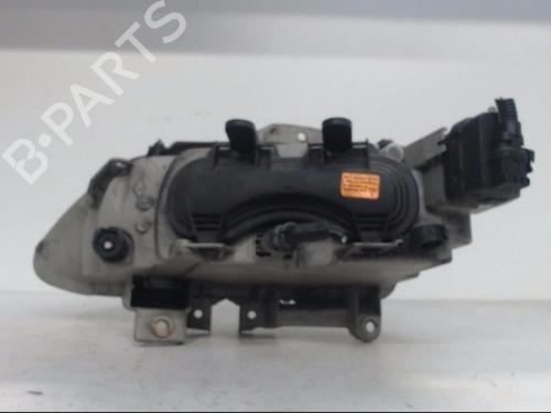Used Right headlight RENAULT ESPACE III (JE0_) 2.0 (JE0A) (114 hp) 26992708